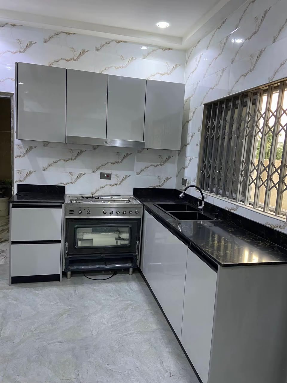 Kitchen Cabinet